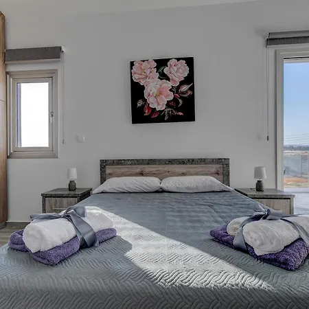 New Luxury 5eagles 5mins From Airport Βίλα Πάφος
